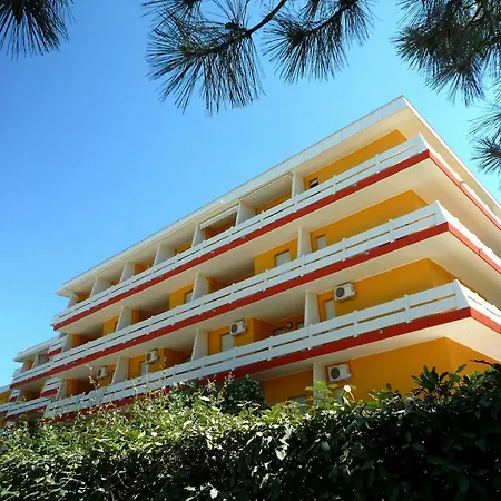 Residence Carina Bibione Exterior foto